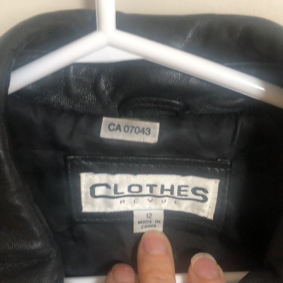 Vintage 90s black leather jacket - Picture 3 of 4